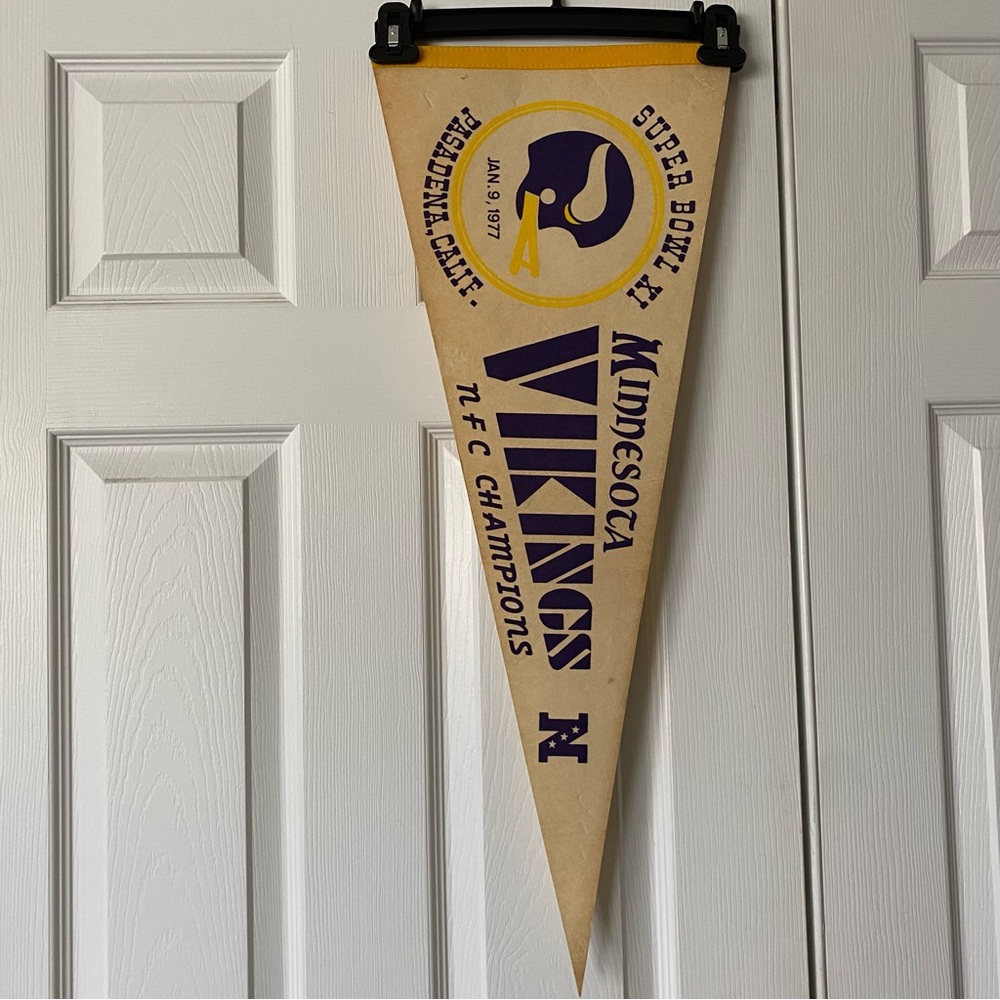 Minnesota Vikings Football 1977 Superbowl XI Vintage Sports Memorabilia …